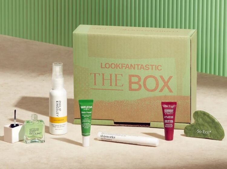 Lookfantastic Beauty Box Ianuarie 2024