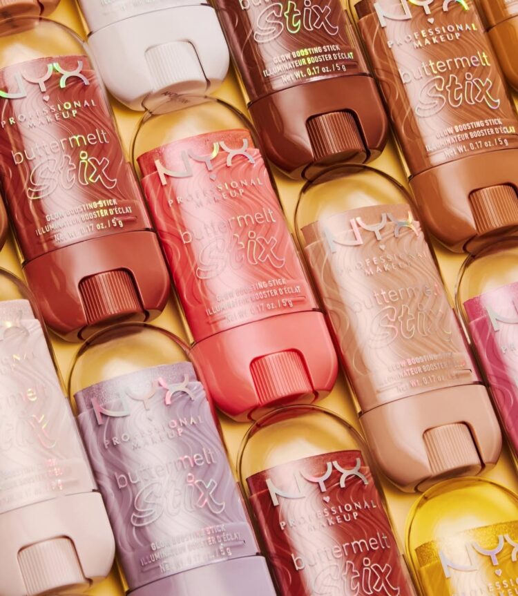 NYX Buttermelt Glow Boosting Highlighter Stix